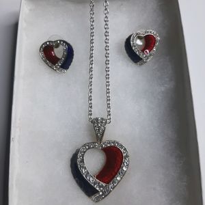 Necklace and earrings set